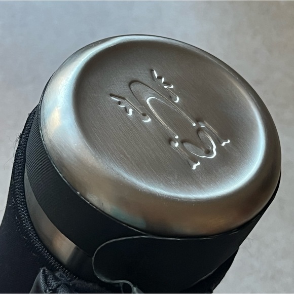 Amphipod for Lululemon Stainless Steel Water Bottle Zippered Pouch - Picture 8 of 14